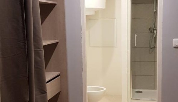 Logement tudiant Location Studio Vide Roissy en Brie (77680)