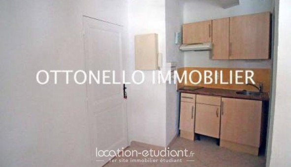 Logement tudiant Studio à Roquebrune sur Argens (83520)