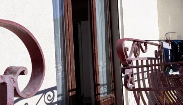 Logement tudiant Studio à Roquefort la Bdoule (13830)