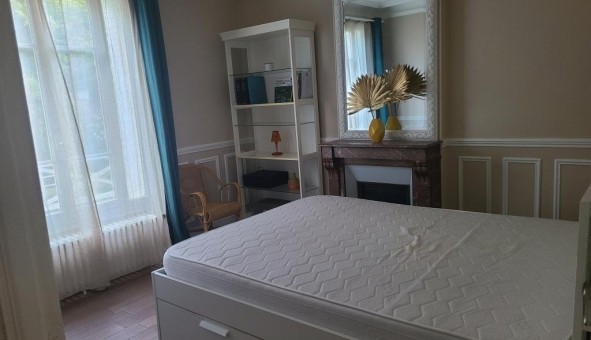 Logement tudiant Location Studio Vide Rosny sous Bois (93110)