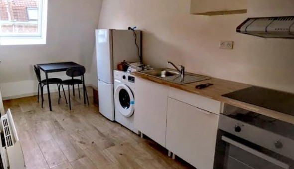 Logement étudiant Location Studio Vide Roubaix (59100)