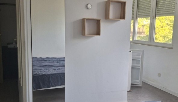 Logement tudiant Studio à Roubaix (59100)