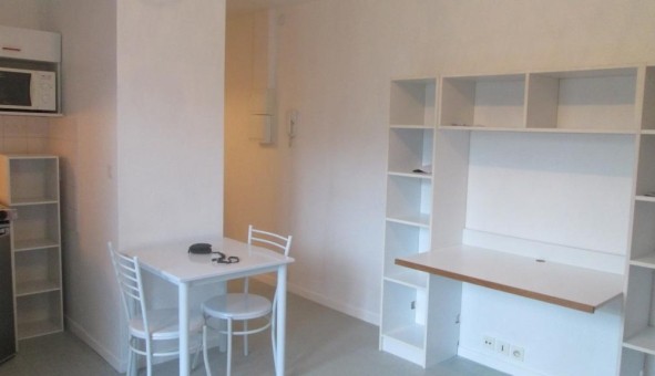 Logement tudiant Location Studio Vide Rouen (76100)