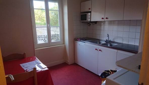 Logement �tudiant Studio &agrave; Royat (63130)