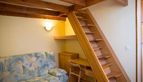 Logement tudiant Location Studio Vide Rueil Malmaison (92500)