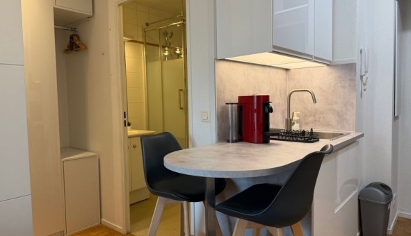 Logement �tudiant Studio &agrave; Rueil Malmaison (92500)