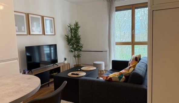 Logement �tudiant Studio &agrave; Rueil Malmaison (92500)