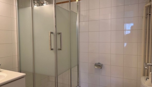 Logement �tudiant Studio &agrave; Rueil Malmaison (92500)