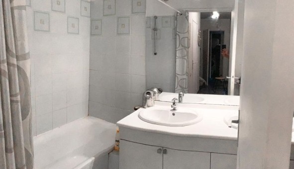 Logement �tudiant Studio &agrave; Rueil Malmaison (92500)