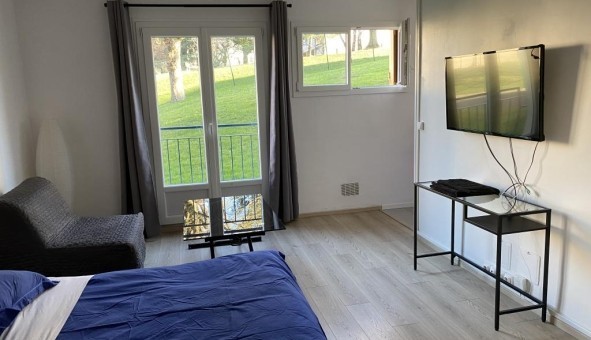 Logement étudiant Location Studio Vide Rungis (94150)