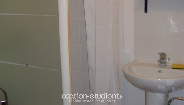 Logement tudiant Studio à Saint Barthlemy d'Anjou (49124)
