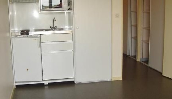 Logement �tudiant Studio &agrave; Saint Beno�t (86280)