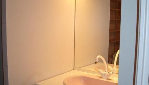 Logement �tudiant Studio &agrave; Saint Beno�t (86280)