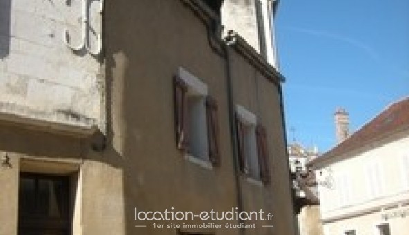 Logement tudiant Location Studio Vide Saint Bris le Vineux (89530)