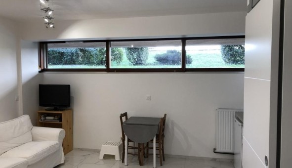 Logement tudiant Location Studio Vide Saint Cloud (92210)