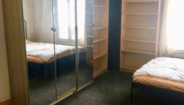 Logement �tudiant Studio &agrave; Saint Cloud (92210)