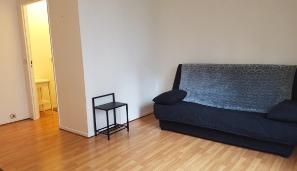 Logement �tudiant Studio &agrave; Saint Cloud (92210)