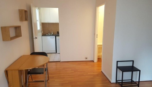 Logement �tudiant Studio &agrave; Saint Cloud (92210)