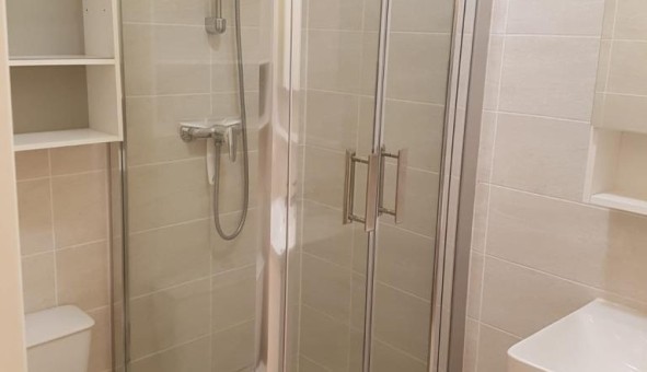 Logement �tudiant Studio &agrave; Saint Cloud (92210)