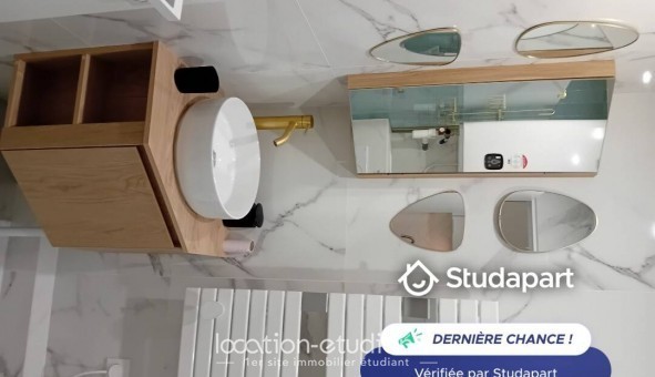 Logement �tudiant Studio &agrave; Saint Cloud (92210)