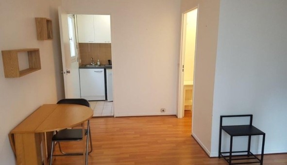 Logement �tudiant Studio &agrave; Saint Cloud (92210)