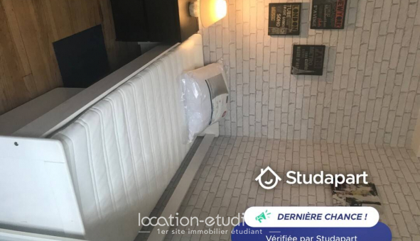 Logement �tudiant Studio &agrave; Saint Cloud (92210)