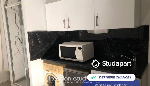 Logement �tudiant Studio &agrave; Saint Cloud (92210)