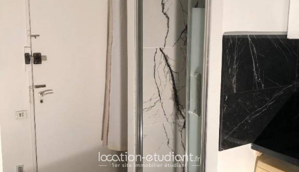 Logement �tudiant Studio &agrave; Saint Cloud (92210)