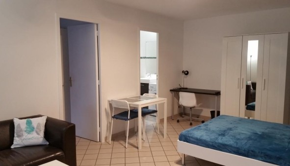 Logement �tudiant Studio &agrave; Saint Cyr l'�cole (78210)
