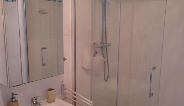 Logement tudiant Studio à Saint Cyr sur Mer (83270)
