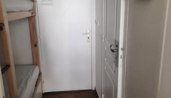 Logement tudiant Studio à Saint Cyr sur Mer (83270)