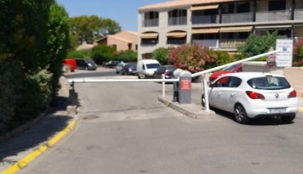 Logement �tudiant Studio &agrave; Saint Cyr sur Mer (83270)