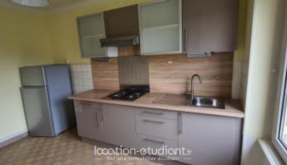 Logement tudiant Studio à Saint Di des Vosges (88100)