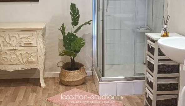 Logement �tudiant Studio &agrave; Saint �tienne (42100)