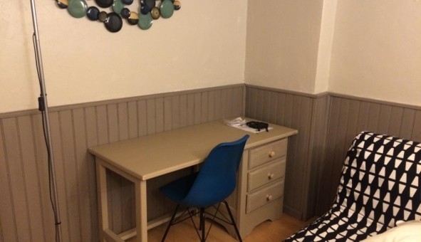 Logement tudiant Studio à Saint Genis Laval (69230)