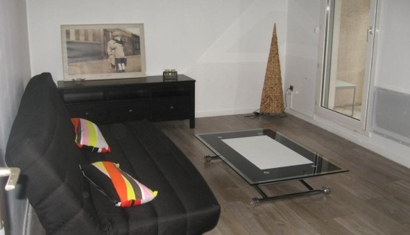 Logement tudiant Studio à Saint Genis Laval (69230)