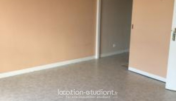 Logement tudiant Studio à Saint Georges Montcocq (50000)