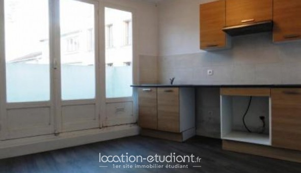 Logement tudiant Studio à Saint Germain en Laye (78100)