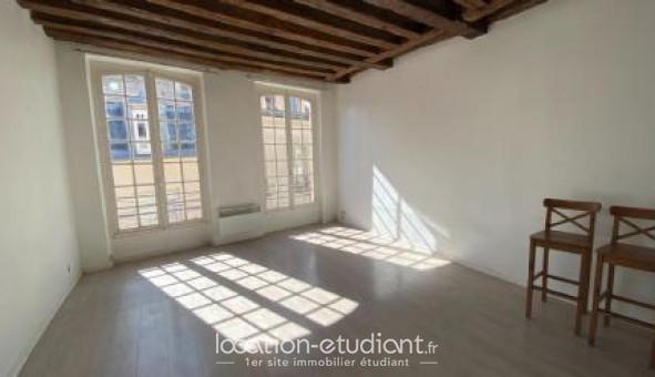 Logement étudiant Studio à Saint Germain en Laye (78100)