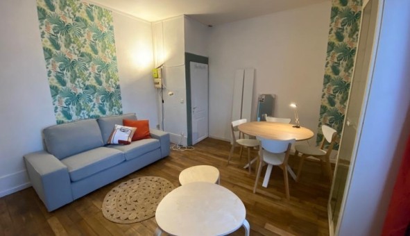 Logement tudiant Location Studio Vide Saint Germain en Laye (78100)