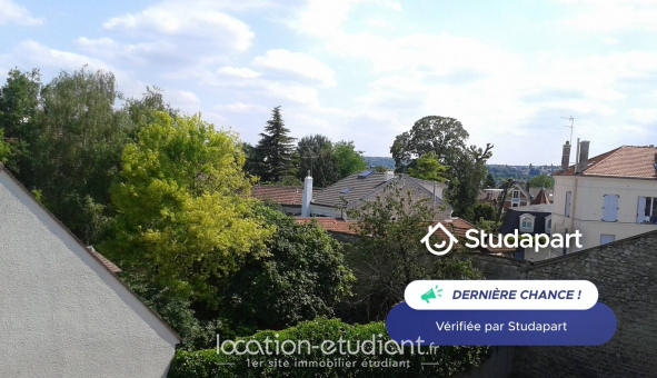 Logement tudiant Location Studio Meublé Saint Germain en Laye (78100)