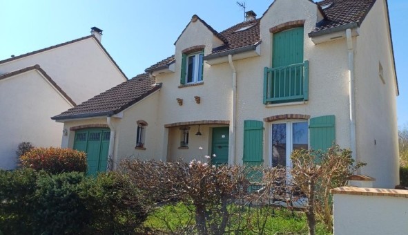 Logement étudiant Location Studio Vide Saint Germain en Laye (78100)