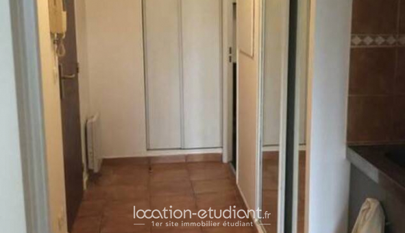 Logement tudiant Studio à Saint Germain en Laye (78100)