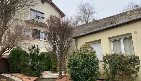 Logement �tudiant Location Studio Vide Saint Germain en Laye (78100)