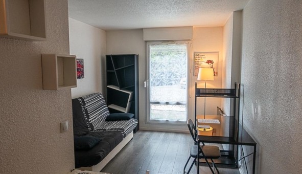 Logement tudiant Location Studio Vide Saint Jean le Blanc (45650)