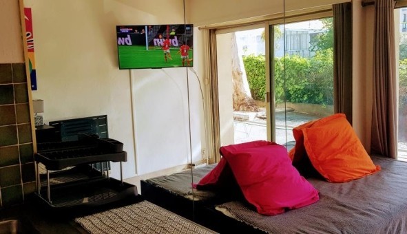 Logement étudiant Studio à Saint Laurent du Var (06700)