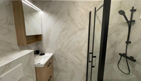 Logement étudiant Studio à Saint Laurent du Var (06700)