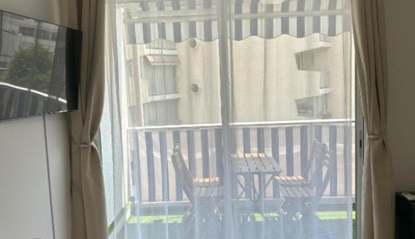 Logement tudiant Studio à Saint Laurent du Var (06700)