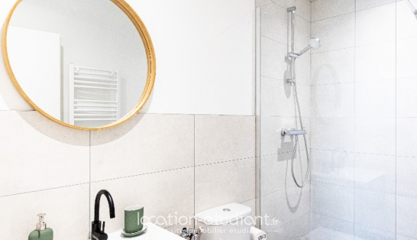 Logement �tudiant Studio &agrave; Saint Maime (04300)