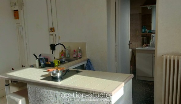 Logement étudiant Studio &agrave; Saint Maime (04300)